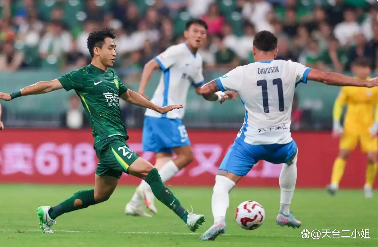 包含欧冠赛程吃紧，北京国安转会期临场应变，压力陡增，高层口径保持一致的词条